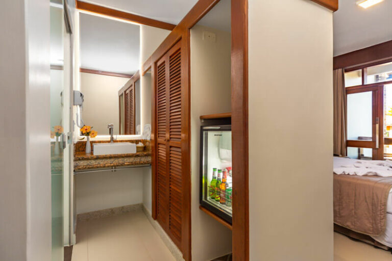 Closet Suíte Deluxe Quinta do Sol Praia Hotel