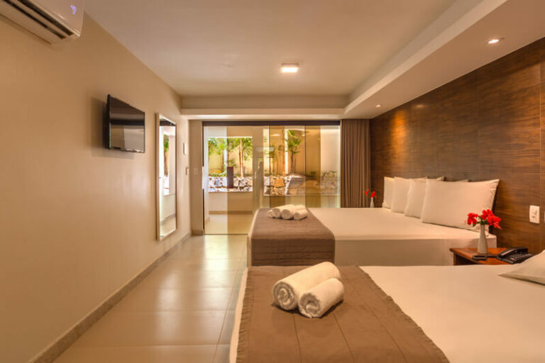 Visão Geral Suite Standard Quinta do Sol Praia Hotel
